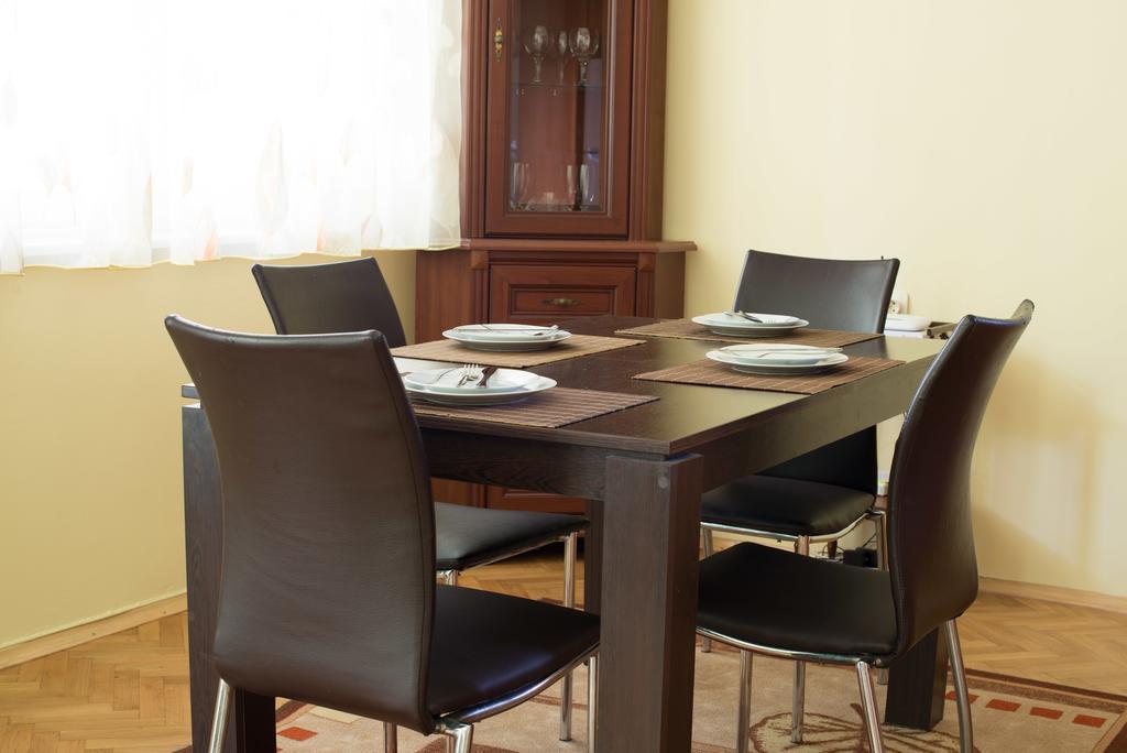 בורגאס Sea Garden Plaza Apartment - Free Parking מראה חיצוני תמונה